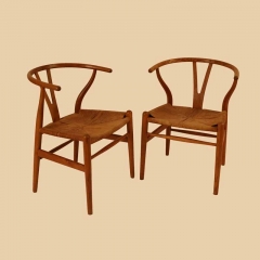 Pareja sillas CH24 Wishbone. Diseñador: Hans J. Wegner. Edición: Carl Hansen 1950