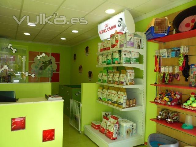 Interior en Peluquera Canina - Veterinaria Peludos Crdoba