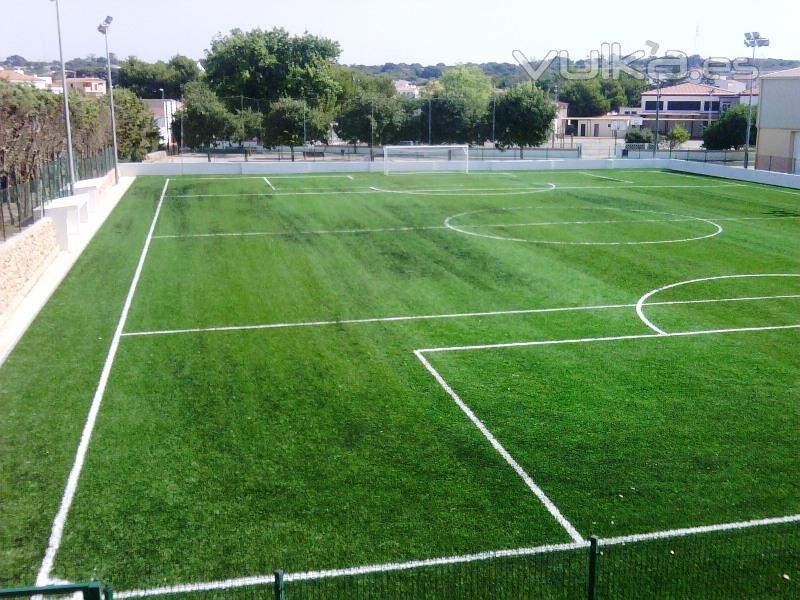 campo de ftbol con csped ultima generacin de 55mm