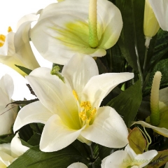Todos los santos. ramo artificial flores anthuriums con rosas blancas 60 1 - la llimona home