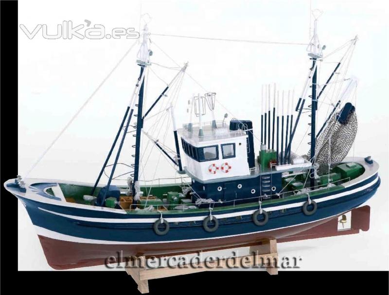 Maqueta de barco pesquero del cantbrico atunero