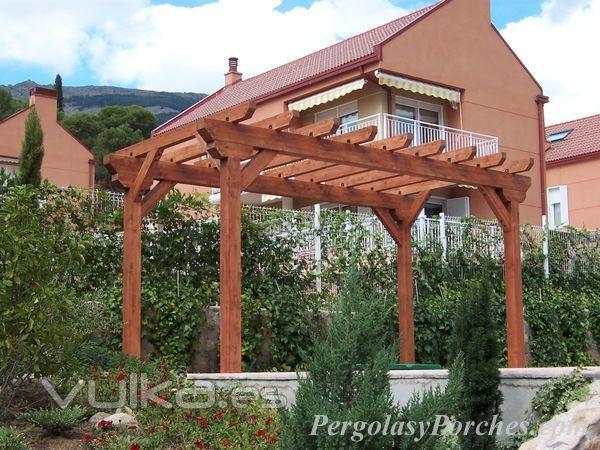 Pergola de madera