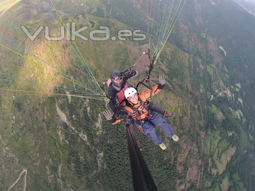 volar en parapente biplaza en ger