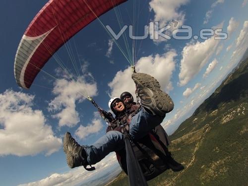 volar en parapente biplaza en ger