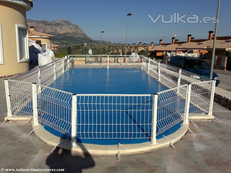 Toldo Piscina con valla