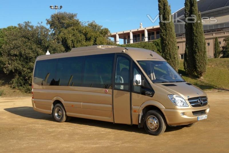 we make available to our customers a higher level transport for groups up to 16 passengers