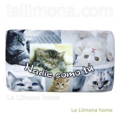 Cojin antiestres gatos rectangular nadie como tu 23 - la llimona home