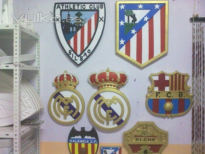 escudos de escayola de equipos de futbol