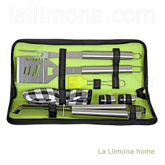 Gifts estuche con kit utensilios barbacoa verde 1 - la llimona home