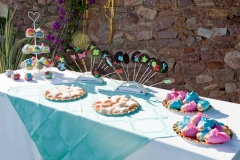 Mesa elaborada para los más pequeños de la casa.