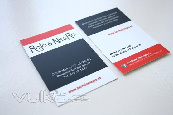 Diseño de tarjetas para el bar Rojo y Negro