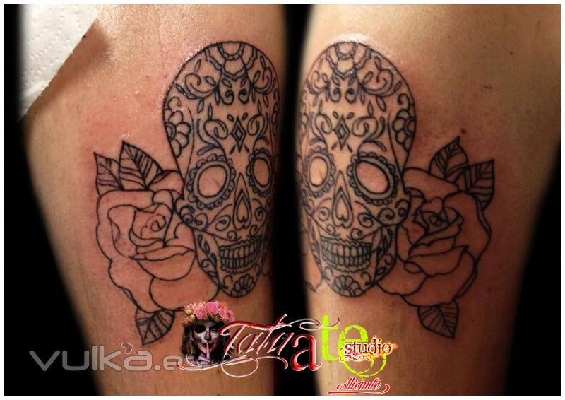 Calavera mexicana en Tatuate studio alicante