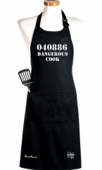 Delantal para quienes son un peligro en la cocina, su delantal debe poner sobre aviso.