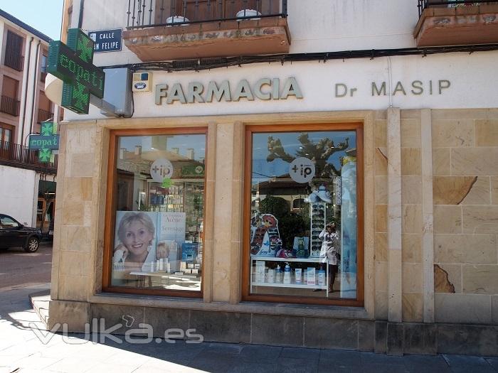 Farmacia Masip en la calle San Felipe, 4 de Ezcaray, La Rioja