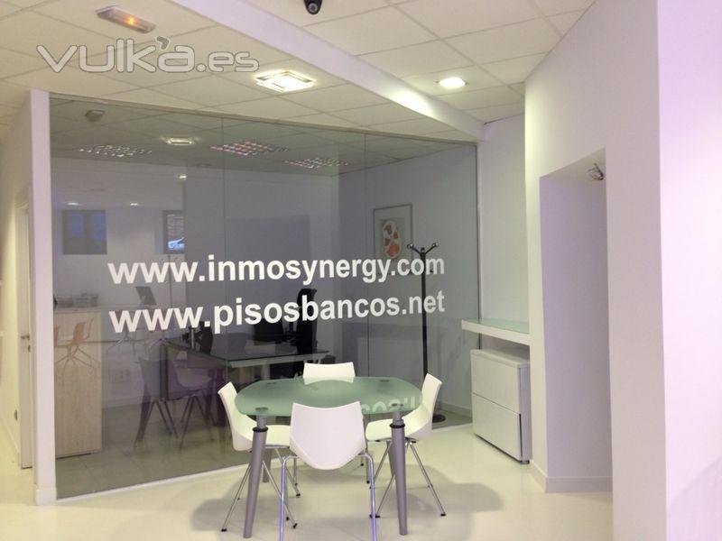 Inmobiliaria Synergy. Detalle Oficina Julio del Campo, 11. 24002-Len