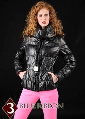 Blue Ribbon- Diseño y moda en piel - Catálogo 2013