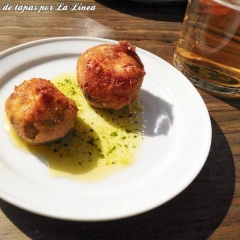 BODEGÓN ANTOÑITO es un pequeño y nuevo gran bar de tapas de excelente calidad