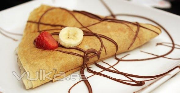 Deliciosos Crepes de nutella, caramelo, chocolate, nata, chocolate blanco...