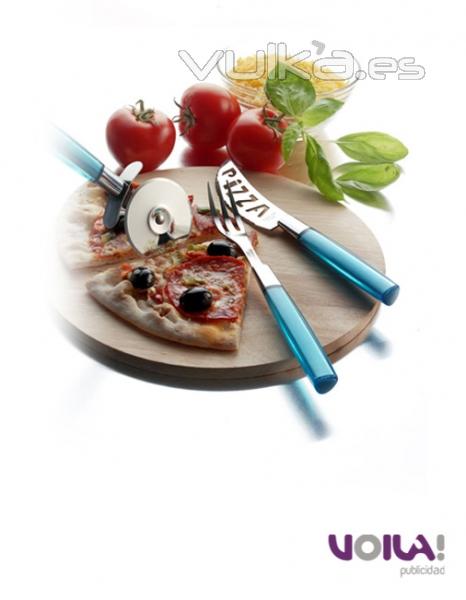 Tabla de madera promocional para pizza, incluye utensilios