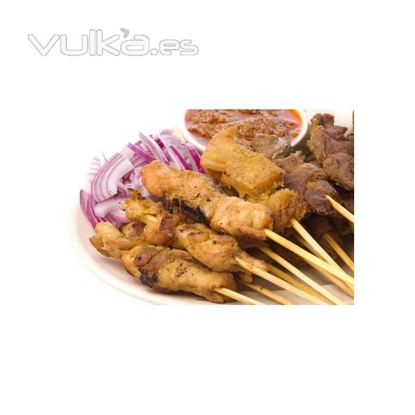 Mini pinchos sabor curry de pollo.