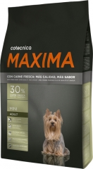 Pienso para perros de raza pequeña con un 30 % de carne fresca