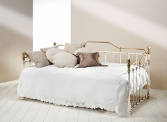 Sofa-cama safir  color:blanco anticuario   alto:98cm x ancho:205cmx fondo 97cm.   esta cama no inclu