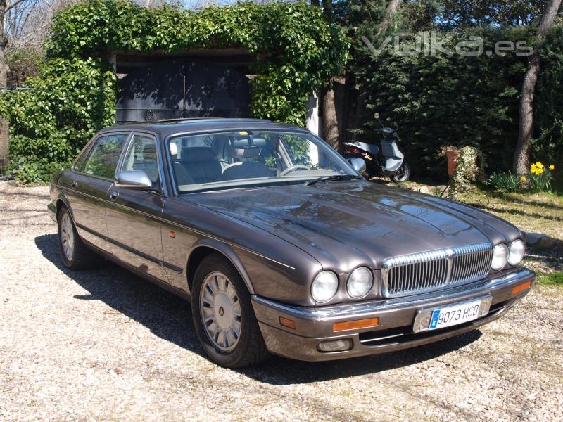 Daimler XJS Double Six de 2000. Altsimas calidades!