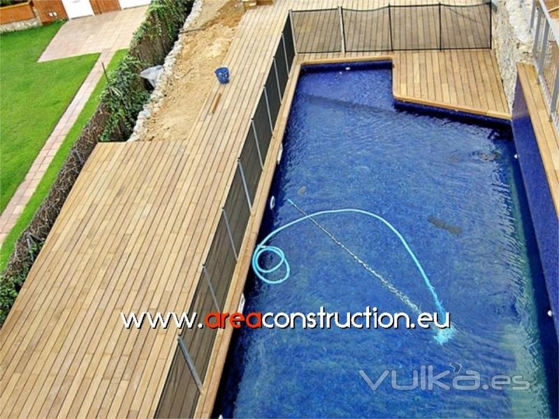 Construccin de piscina en casa de diseo moderno. Barcelona, www.areaconstruction.eu