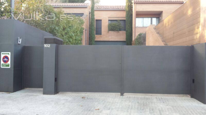 Puertas y persianas automáticas Barcelona