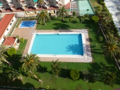 Piscinas urbanizacion las gondolas