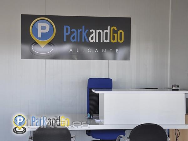 ParkandGo tu parking cerca del Aeropuerto de Alicante Elche