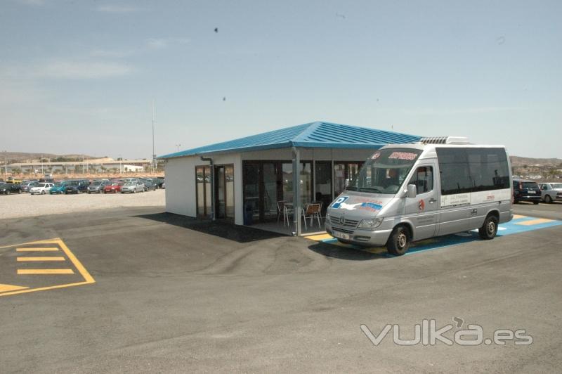 ParkandGo parking Aeropuerto Alicante Elche vigilado 24horas