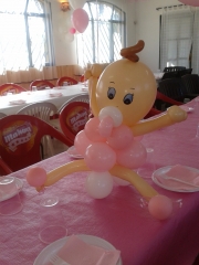 Bebé de globos para decoración bautizo