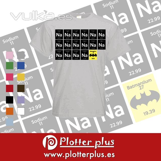 Camiseta Batmantium, disponible en Plotterplus y en nuestra tienda online.