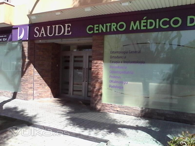 Saude. Centro mdico dental. Fachada