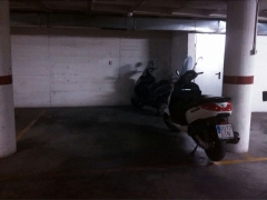 Plaza de garaje en san blas alicante ref. 400 g 33000eur  muy amplia 1 coche y 3 motos.