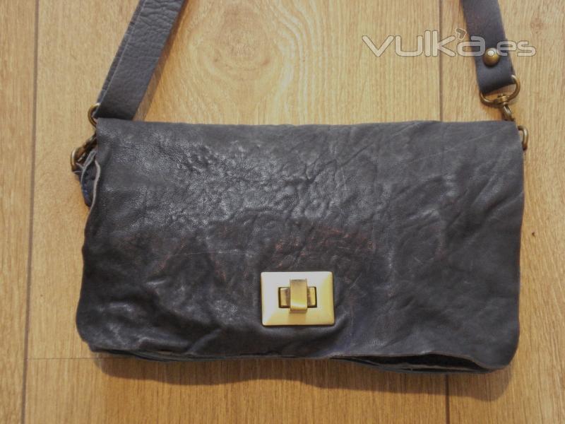 Bolso de piel con cierre de hebilla de O!BAGBAG (azul marino)
