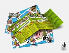 Triptico informativo sobre campamentos para ninas de primaria y secundaria