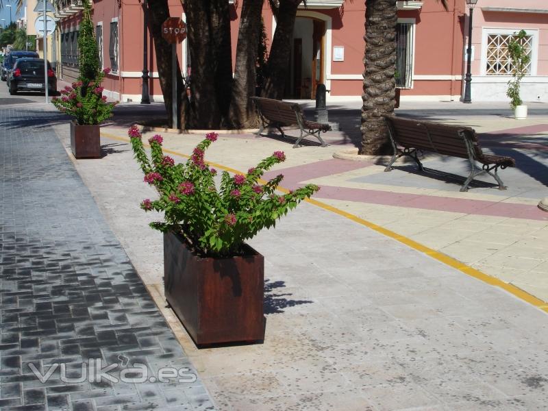 Jardinera acero corten, prisma rectangular