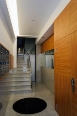 Instalacion de ascensor y reforma de portal en c/ barcelona 49 (a coruna)