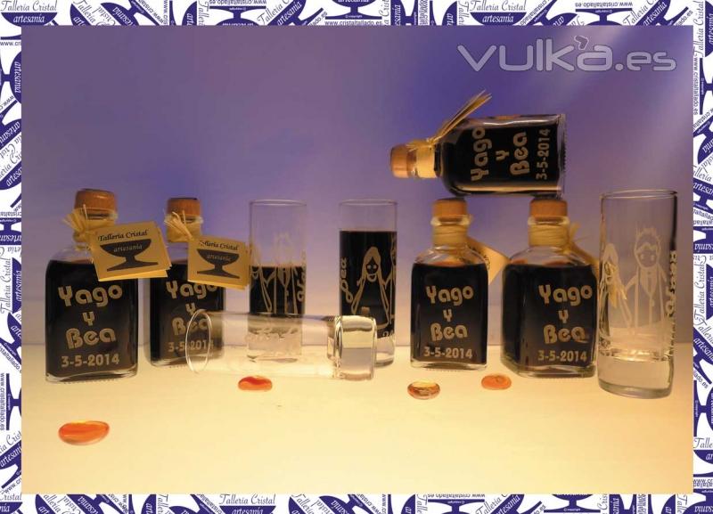 BOTELLAS Y CHUPITOS PERSONALIZADOS PARA BODAS