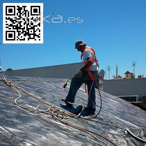 Impermeabilización de techo inclinado con tela asfaltica.