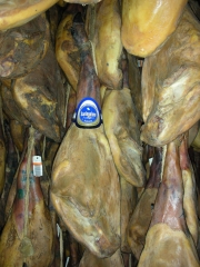 Jamones ibericos de guijuelo