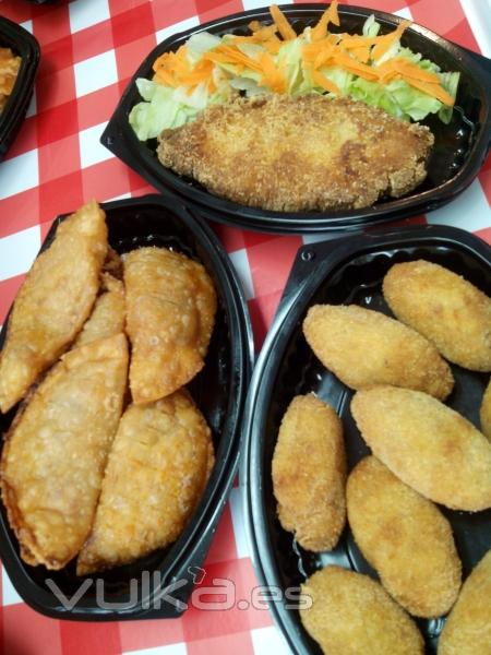 Empanadillas, Croquetas y Pechuga villaroy