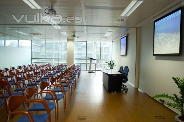 Sala de actos de CINC Centro de Negocios en Barcelona