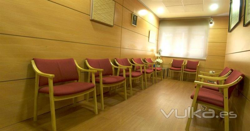 Sala de espera de clinica dental Madrid