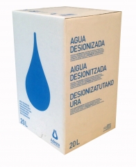Envase bag in box de agua destilada cada envase carton de agua desionizada contiene 20 litros