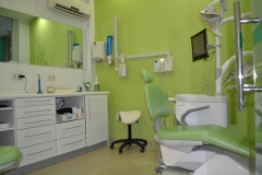 clínica dental en sevilla