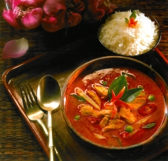 Curry rojo de pollo a la tailandes