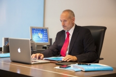 Asesor economico miquel pino